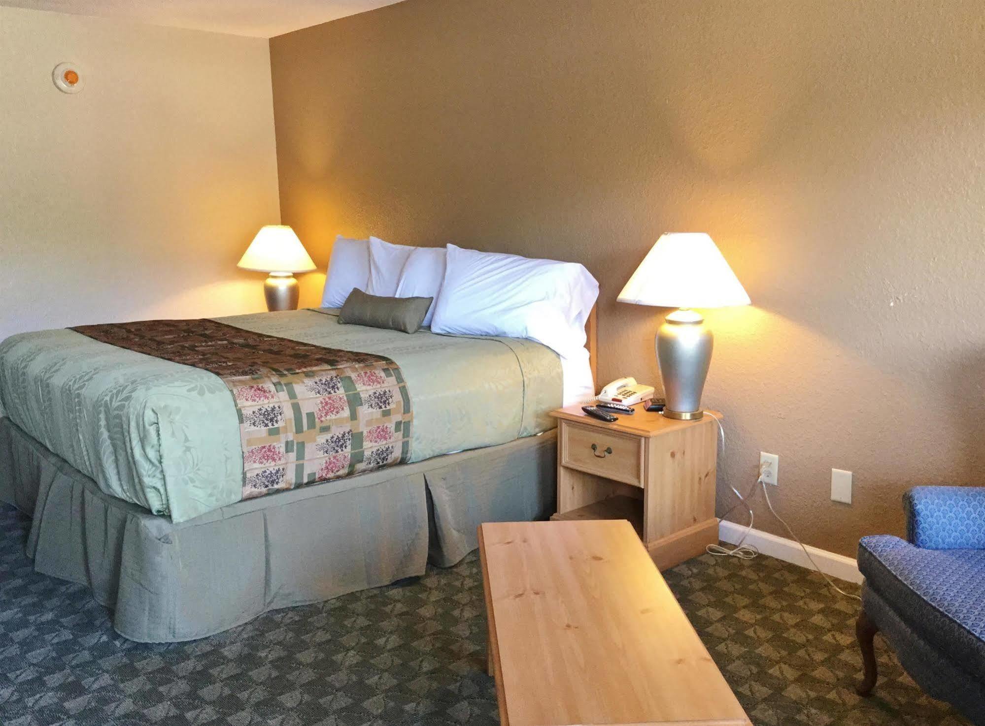 Americas Best Value Inn Belvidere - Rockford Exterior photo